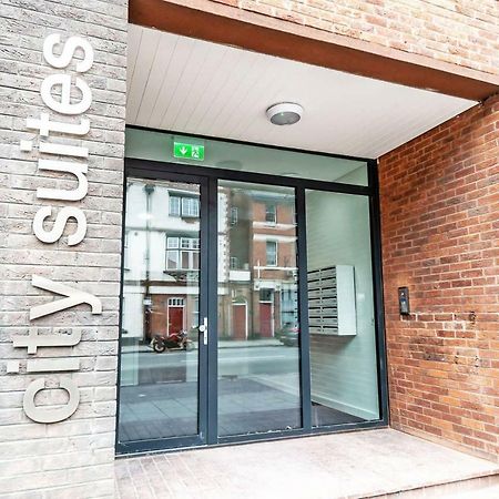 Luxury 1 Bed Apartment In City Centre With Parking Chester Exteriér fotografie