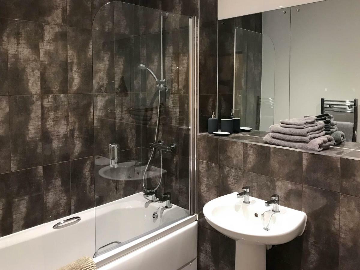 Luxury 1 Bed Apartment In City Centre With Parking Chester Exteriér fotografie